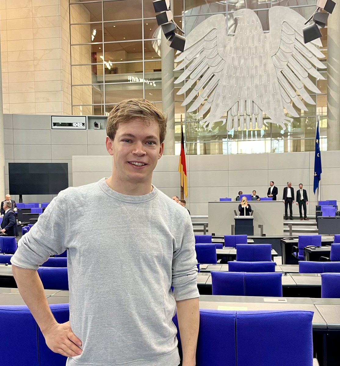 Timon Dzienus tweet media