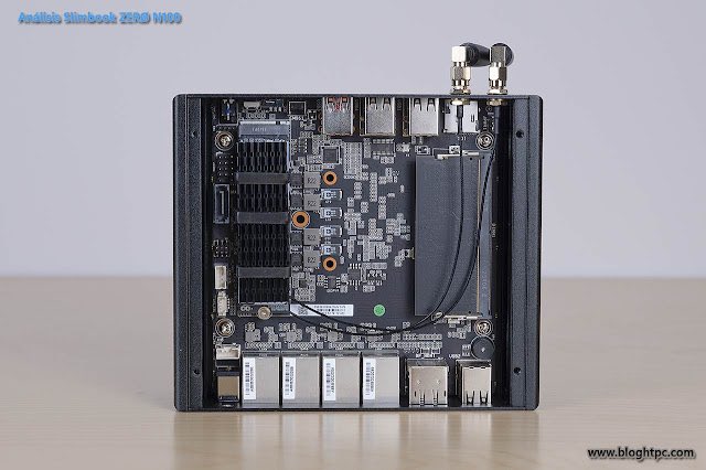 slimbook's tweet photo. 💬 Un análisis completo sobre nuestro ZERØ Intel N100 de la mano de @bloghtpc
“es un equipo versátil que sabe adaptarse a diferentes necesidades sin sacrificar el rendimiento ni la eficiencia. ¡Un verdadero descubrimiento para los amantes de los mini PCs fanless!”
👀 https://t.co/a2oCWVXwtQ