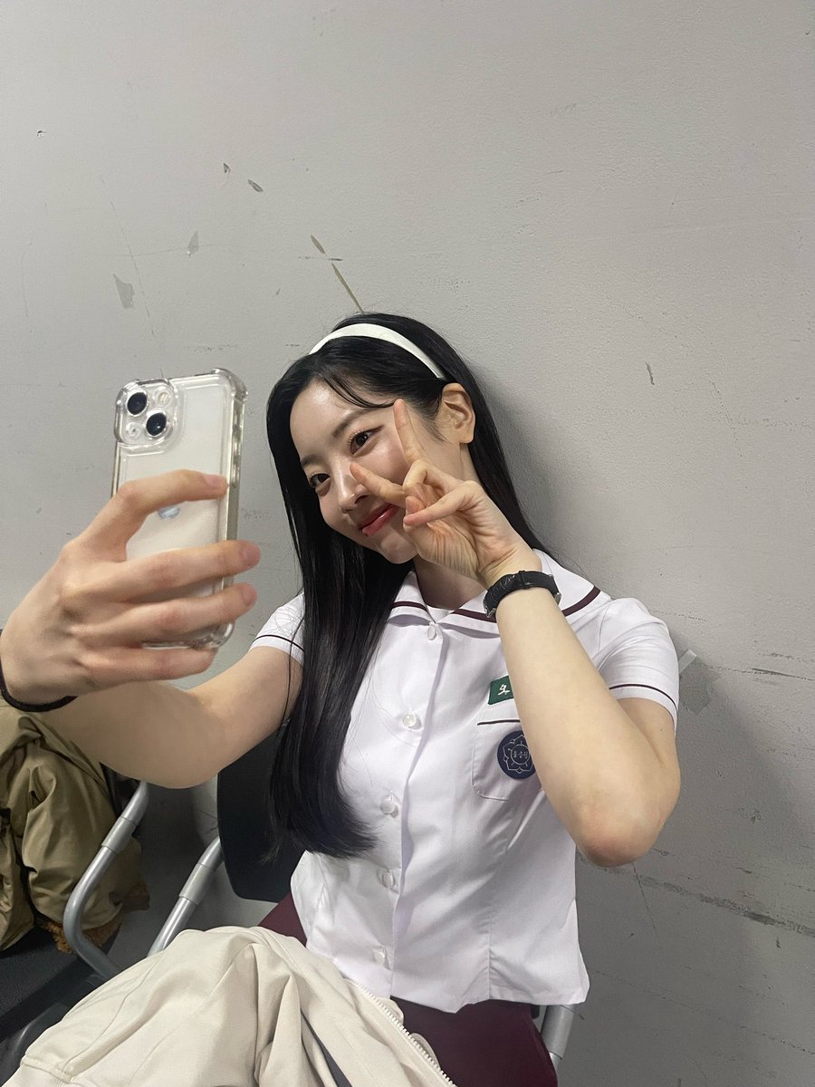 TwiceBubbleEng's tweet photo. DAHYUN 🫧250325

DH: March has less than a week left!
DH: Nyaa https://t.co/edocpw3V1A