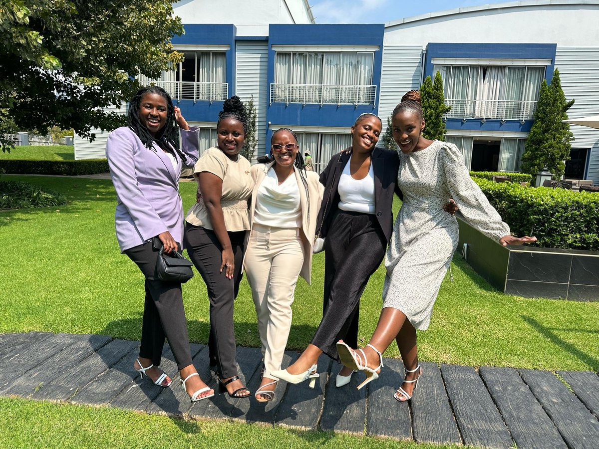 Some female Youth  Parliamentarians  <a href="/SADCYouthParly/">Southern Africa Youth Parliament (SAYP)</a> from Botswana 🇧🇼 , Angola 🇦🇴  , Eswatini 🇸🇿, Namibia 🇳🇦 &amp; Zimbabwe  🇿🇼 in Johannesburg South Africa  <a href="/SAYoF_Official/">Southern Africa Youth Forum (SAYoF)</a>