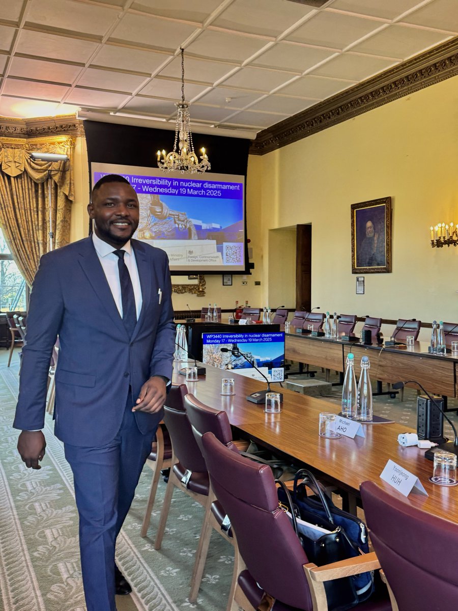 OpenNuclear's tweet image. 📣#ONNexternal: ONN Network &amp;amp; Engagement Specialist @olamideDIY joined @WiltonPark&apos;s dialogue on Irreversible Nuclear Disarmament, exploring its role in 2026 #NPTRevCon. Deepening our grasp of irreversibility is key to lasting disarmament. Kudos to @MarkSmithWP, 🇬🇧FCDO &amp;amp; 🇳🇴MFA.