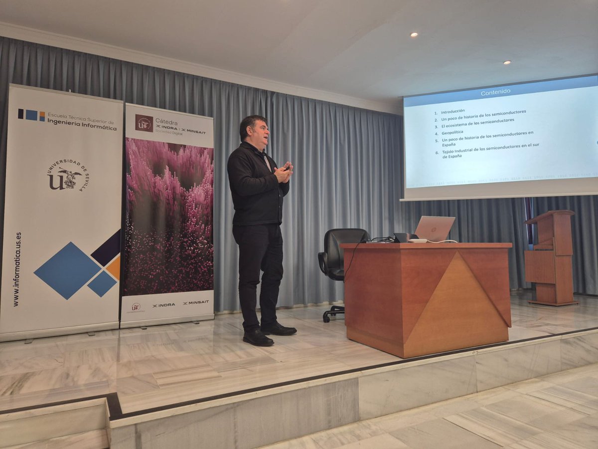 Ramón González Carvajal, catedrático en <a href="/unisevilla/">Universidad de Sevilla</a>. Gracias por compartir tus conocimientos con el alumnado y quienes están escuchándote esta mañana en <a href="/etsii/">ETS Ing. Informática</a>