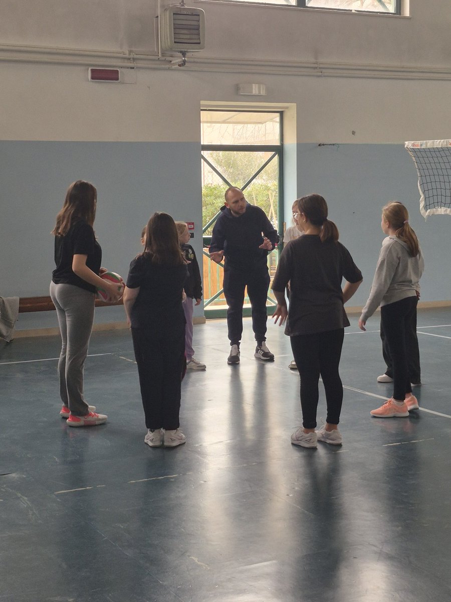 Spalding Primary Academy (@spaldingpriacad) on Twitter photo This morning, Spalding <a href="/TuringScheme_UK/">Turing Scheme UK</a> Y6s have joined in with a PE & Computing lesson at Filippo Masci, a local Italian school. We have been so welcomed and enjoyed staff room treats too!
🍰🏀💻🇮🇹 <a href="/InfinityAcad/">Infinity Academies Trust</a> <a href="/educationgovuk/">Department for Education</a> This morning, Spalding <a href="/TuringScheme_UK/">Turing Scheme UK</a> Y6s have joined in with a PE & Computing lesson at Filippo Masci, a local Italian school. We have been so welcomed and enjoyed staff room treats too!
🍰🏀💻🇮🇹 <a href="/InfinityAcad/">Infinity Academies Trust</a> <a href="/educationgovuk/">Department for Education</a>