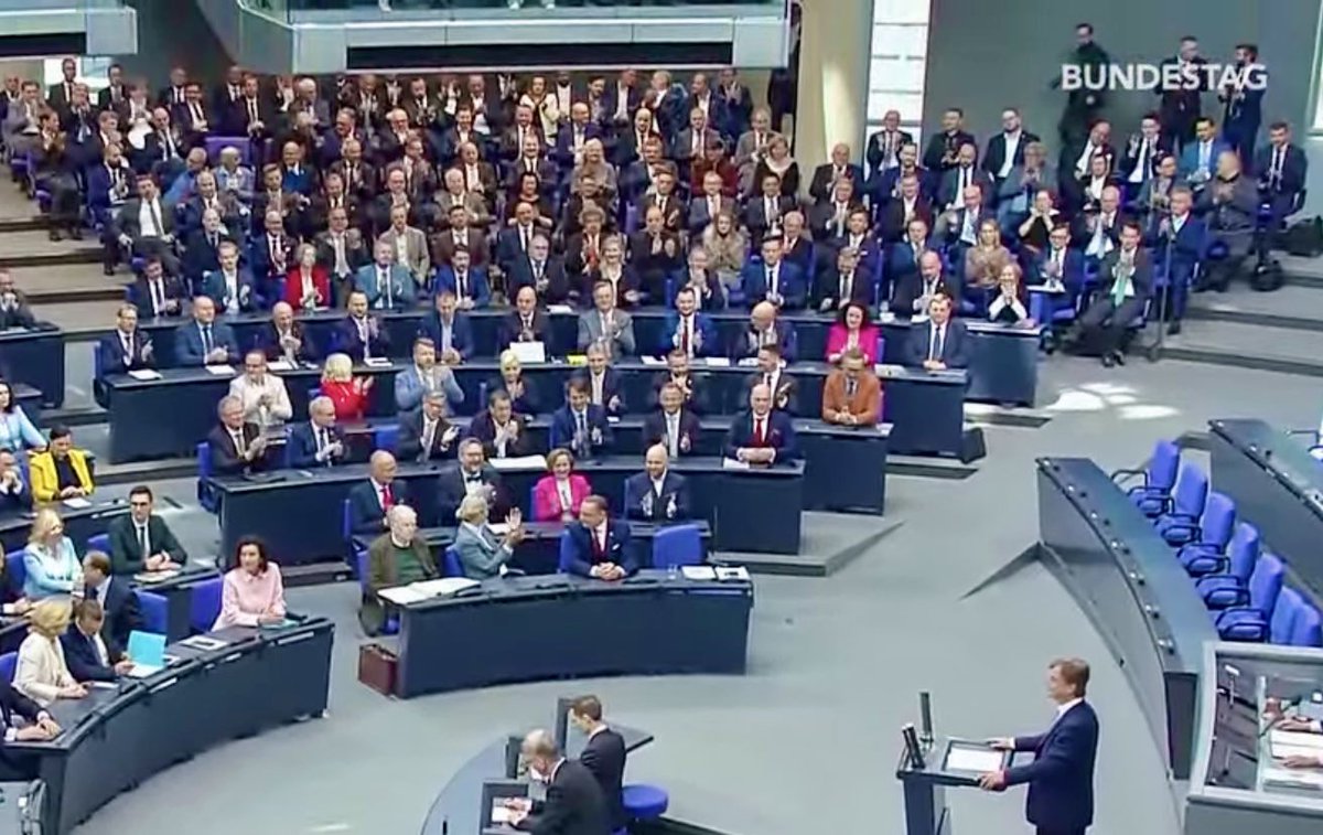 AfD-Fraktion bis gestern vs. AfD-Fraktion seit heute