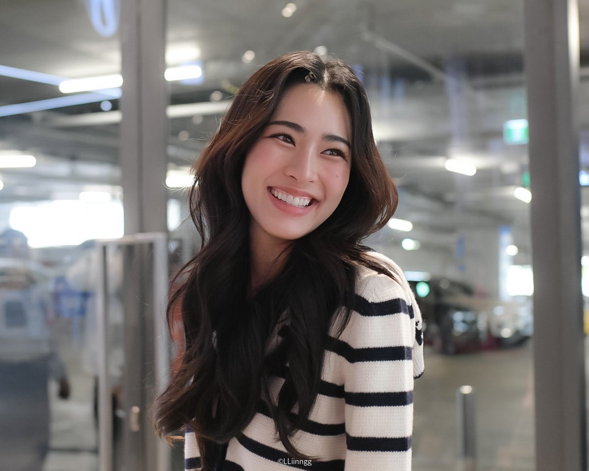 Bikefriday2's tweet photo. ความลับยิ้มสวย อยู่ที่ sparkle นี่เอง
#SparklexLingLingKwong #InstantWhite #linglingkwong #หลิงหลิงคอง @SparkleThailand @linglingsirilak https://t.co/5dolyXNj60