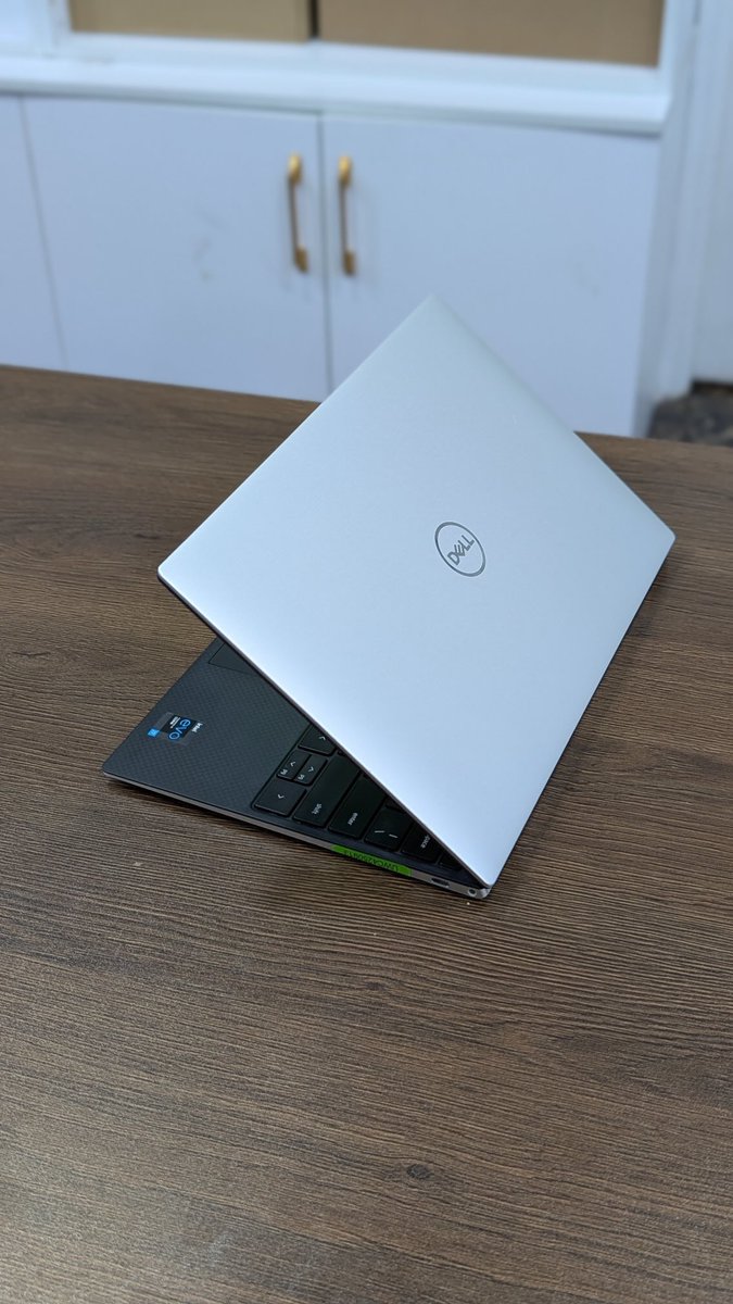 computermart_ke's tweet photo. 🚀 Power meets portability! This Dell XPS 13 9310 packs an 11th Gen i7, 16GB RAM, 512GB SSD, and Intel Iris 8GB Graphics into a stunning, ultra-slim design. Whether you’re working, streaming, or creating—this beast delivers. 💻🔥
#DellXPS #PowerInYourHands #UltimatePerformance https://t.co/kxZiTAbNnL