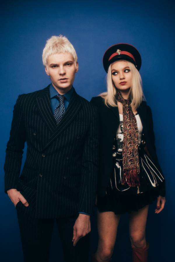 .<a href="/TMolotovs/">The Molotovs</a> unleash debut single 'More More More' - Mod-inclined indie punk with a killer chorus...

clashmusic.com/news/the-molot…