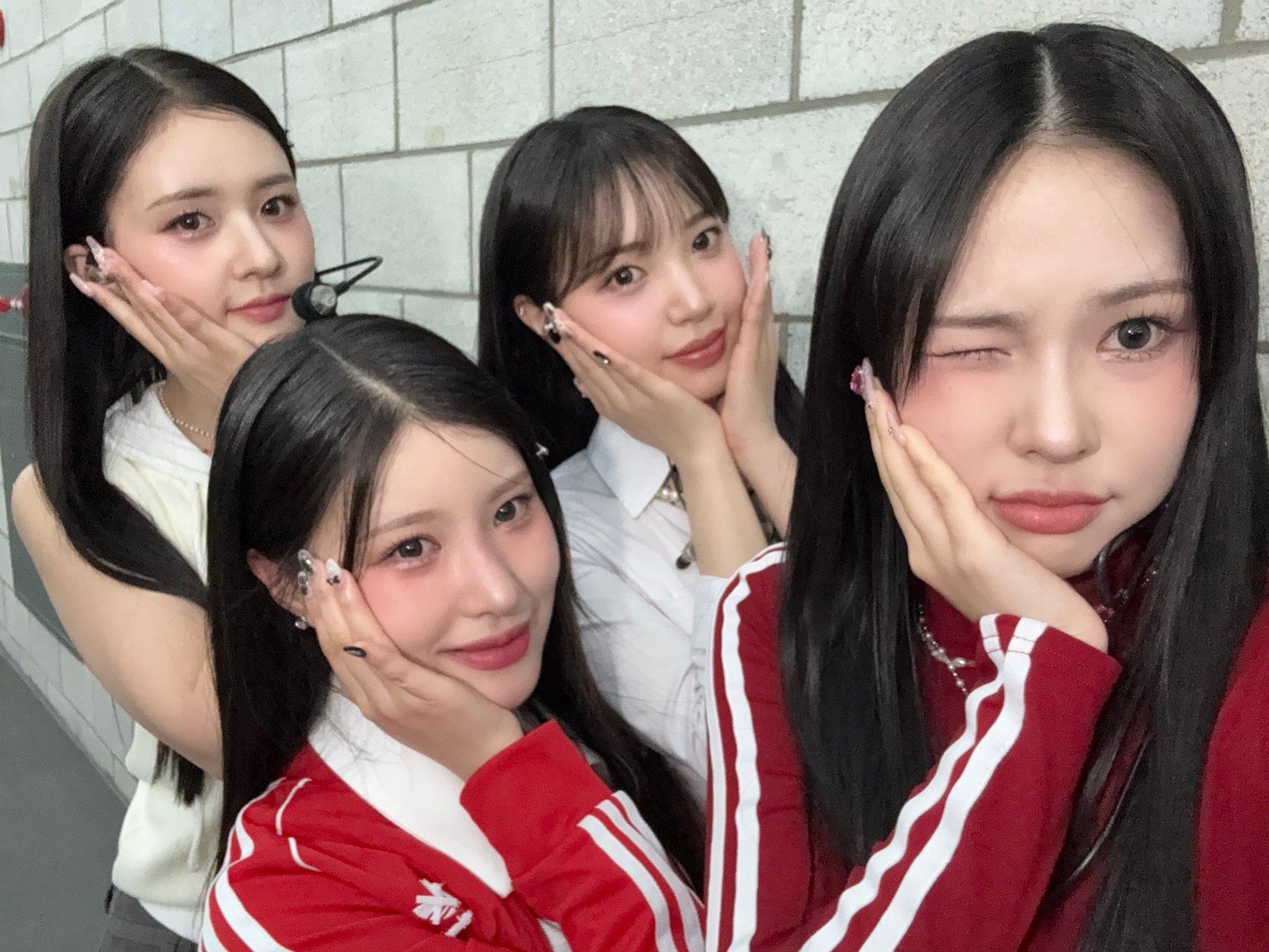 Gm4UGX4bMAIeD-P?format=jpg&name=large