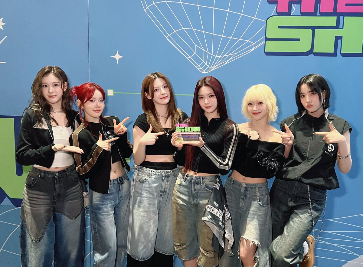 THE SHOW tweet media