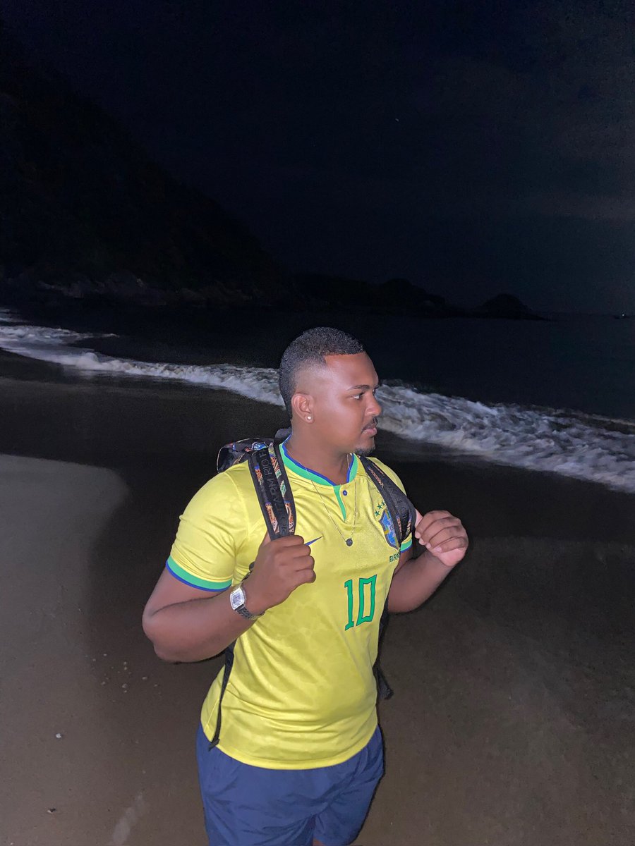 Alex Sandro tweet media