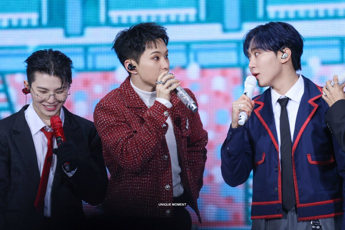 UniqueMoment_'s tweet image. 250321 CARAT LAND Day2 HQ
호우야? BSS야?
🐯호우.
🍊호우….?(눈_눈)
🍚히히 ς(&gt;‿&lt;.)
#호시 #세븐틴 #HOSHI #SEVENTEEN #ホシ
@pledis_17