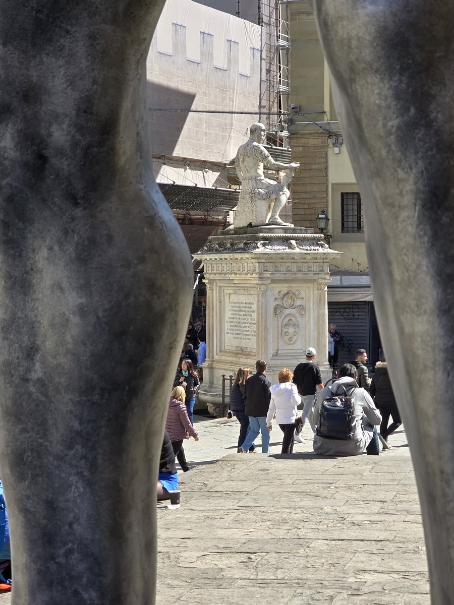 "oltre le gambe... c'è di più"🤭

📷my pic Frittole