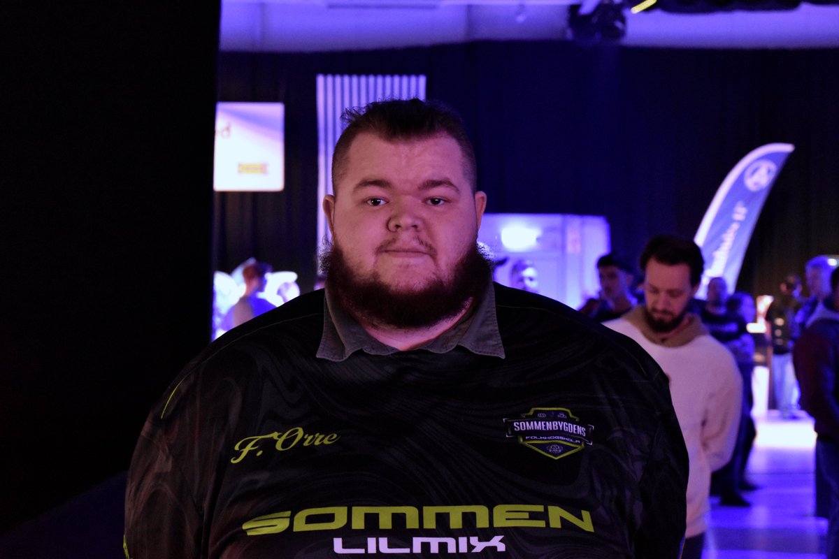 Esportmedia (@esportmediase) on Twitter photo Intervju med <a href="/filip_orre/">Filip Orre</a> om <a href="/Sommenesport/">Sommenbygdens E-sportđđ</a>.
Folkhögskolan i TranÄs erbjuder nÄgot nÀstan unikt: eftergymnasiala utbildningar i esport och content creation.
LĂ€s mer đ
esportmedia.se/det-gor-elever⊠Intervju med <a href="/filip_orre/">Filip Orre</a> om <a href="/Sommenesport/">Sommenbygdens E-sportđđ</a>.
Folkhögskolan i TranÄs erbjuder nÄgot nÀstan unikt: eftergymnasiala utbildningar i esport och content creation.
LĂ€s mer đ
esportmedia.se/det-gor-eleverâŠ