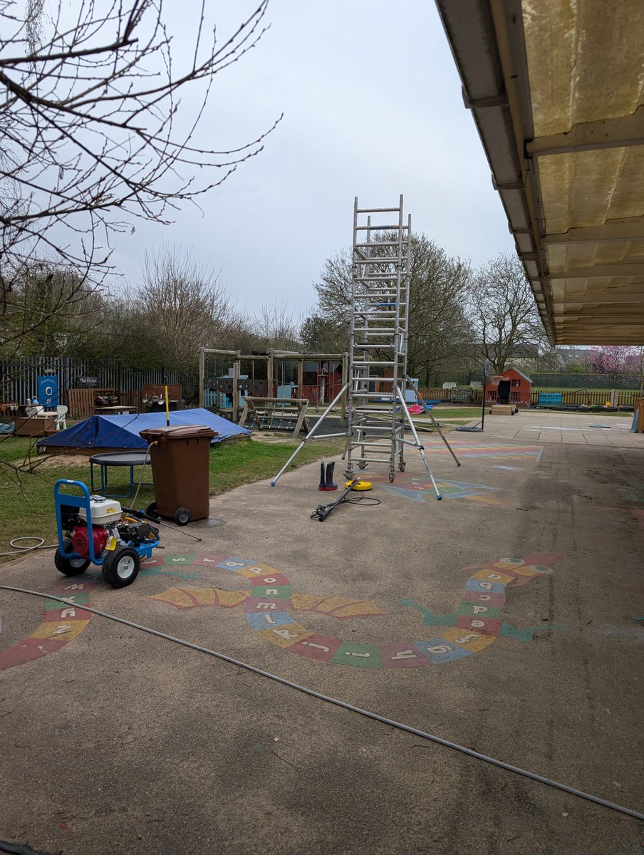 Commercial Surface Cleaning tweet media