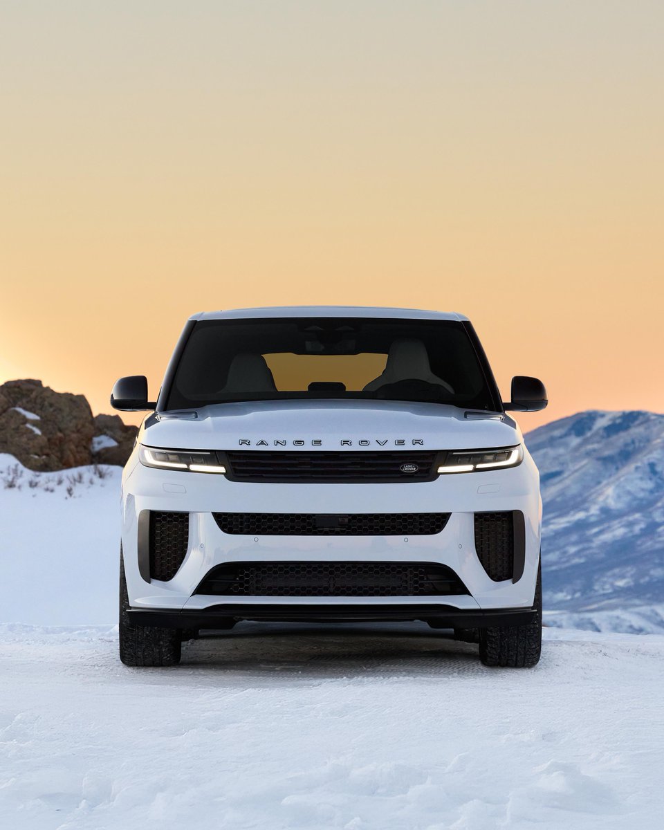 RangeRover's tweet photo. For the Alpine inclined.

Range Rover Sport SV Park City Edition.

#RangeRover #RangeRoverSport

——

Refer to the comments for finer details. https://t.co/jdC1t65QZk