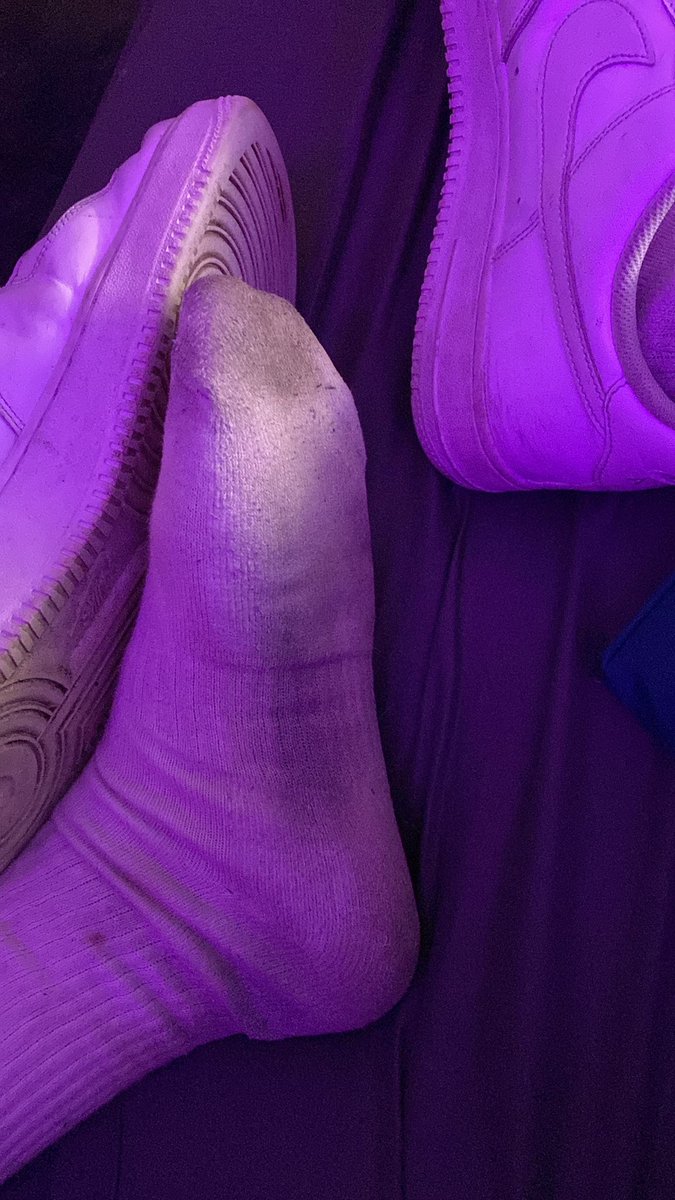 Airmax-Slave tweet media