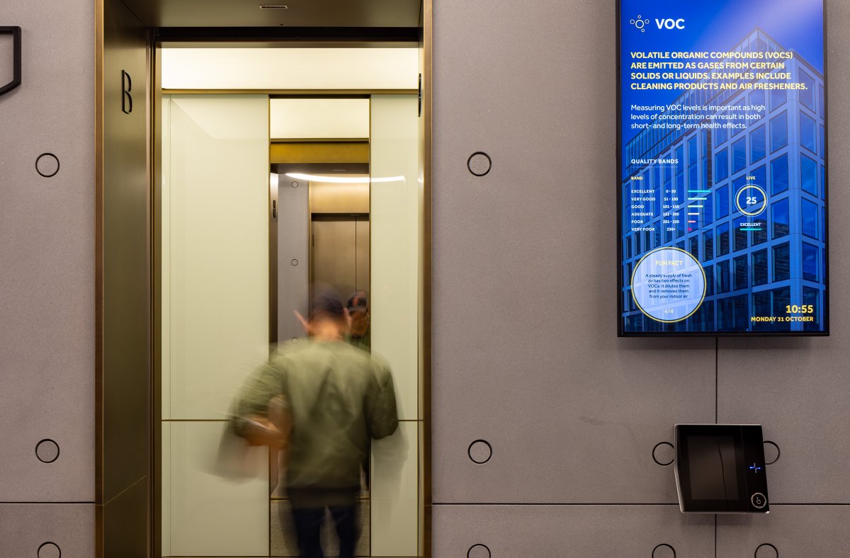 Every commercial building being developed today has smart aspirations - but making that vision a reality requires expertise.  

Our #Technology team designs the network infrastructure that enables smart systems to operate efficiently.

Find out more: lpgroup.co.uk/capabilities/t…
