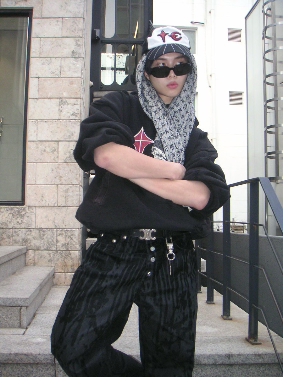 ใครต้องการผ้าเช็ดโต๊ะไหมครับ

#JUNGT