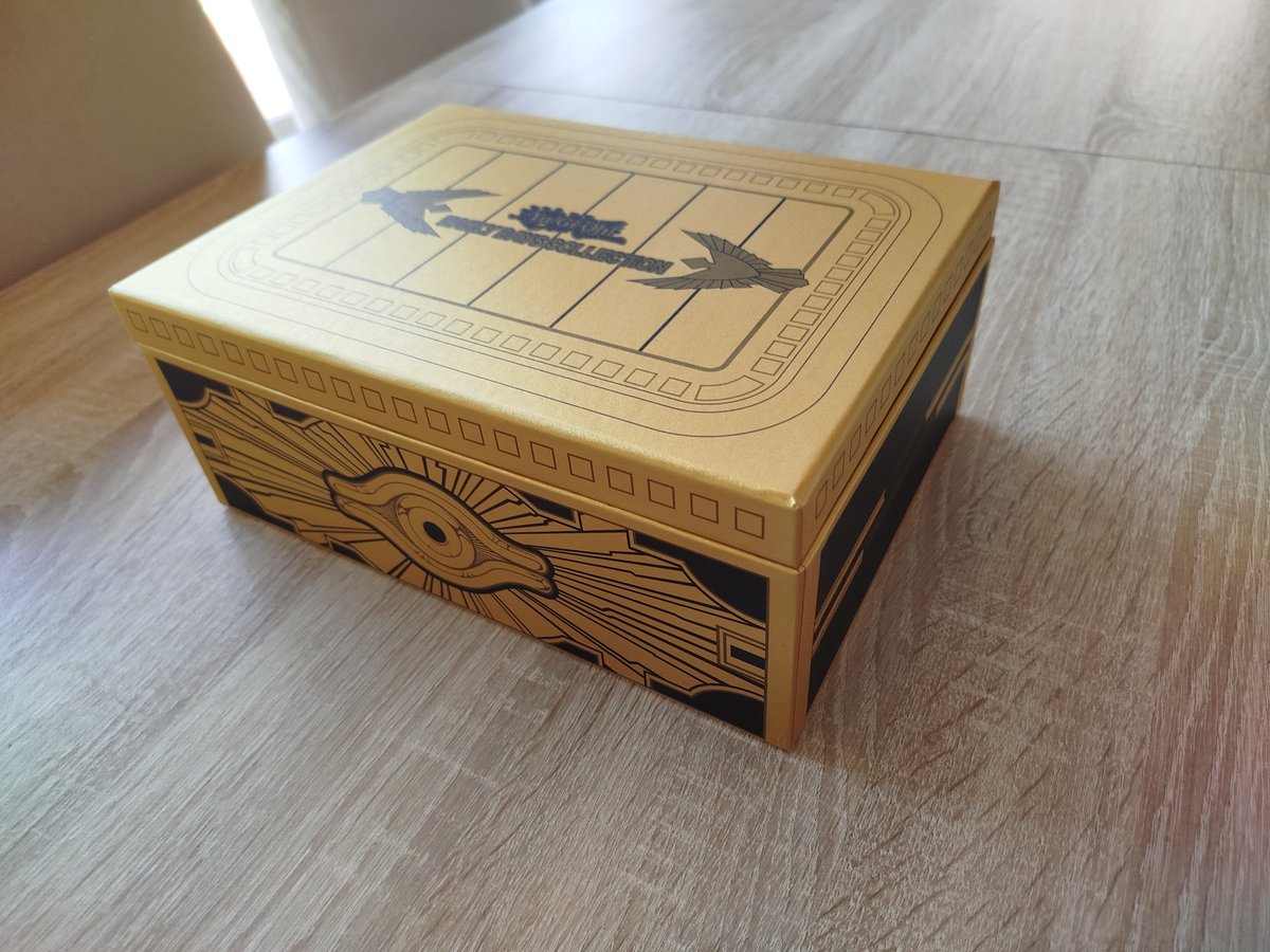 EricRod_LYV's tweet photo. Me cuesta entender a Konami: Primero me quiere para una promo, después no me quiere para la promo. Ahora me manda esto de Yu-Gi-Oh porque patata, pero a la vez no me han dado clave del juego...

¿Está Konami siendo Tsundere conmigo? No estoy entendiendo esto. Estoy confuso. https://t.co/7yBoHe039O