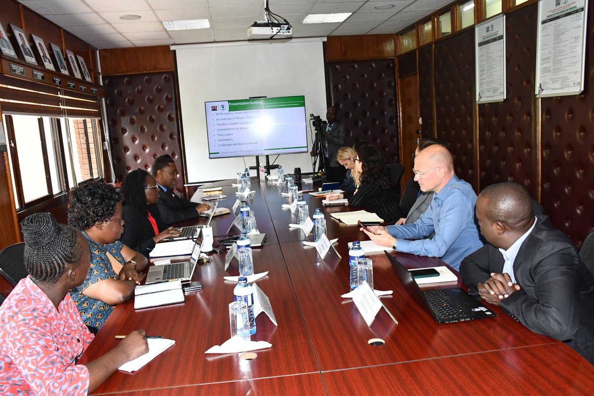 NCPD_Kenya's tweet photo. @DrAbeySheikh  DG @NCPD_Kenya today led a follow-up meeting with Ms. Ping Hong (China Family Planning Association), Anders Thomsen (UNFPA Kenya), Ira Ovesen (UNFPA China), Prof. Tang Kun (Tsinghua University), and Kigen Korir (UNFPA Kenya). The meeting focused on strengthening Kenya's maternal health & youth programs through skills development and collaboration with CPDR. Key outcomes include CPDR’s support for establishing a Centre of Excellence at NCPD as Africa’s hub for population data, research, and innovation. NCPD staff trained in PADIS modeling, and Kenya is set to host the 2025 China Population Conference in September. #SRHR #MaternalHealth #DemographicDividend #PopulationData #Kenya #China #UNFPA #PublicHealth
