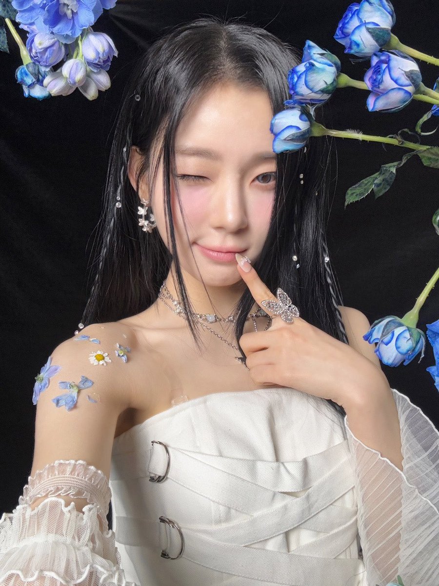 𝐬𝐭𝐚𝐫💫 tweet media