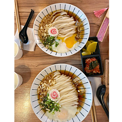 mistofdusk's tweet photo. ᅟᅟramen dan smoothies buat @grovwls dan @adalaharuka. selamat ramen date (cie), dan semoga suka ya. ^^ https://t.co/QlX0b6rJKW