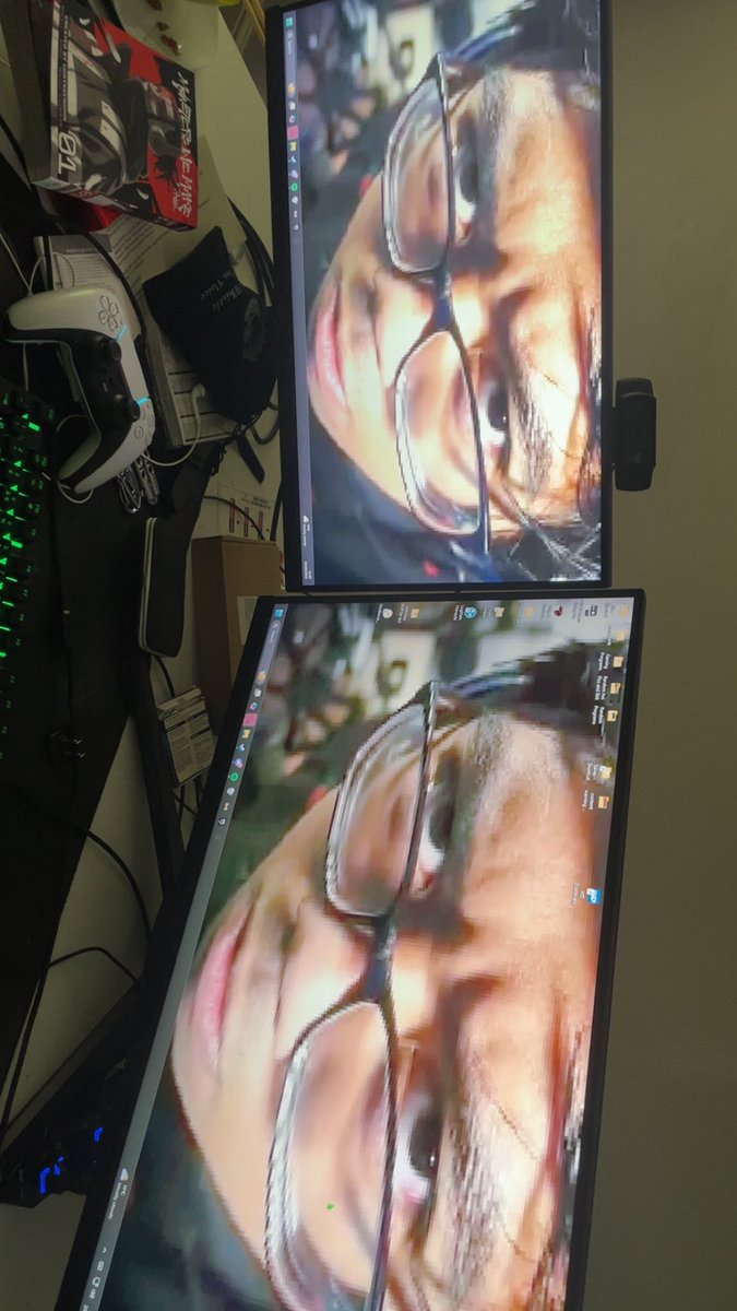 love waking up and logging on to see <a href="/Acai28/">alec</a>