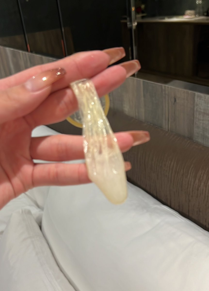 5点到7点
人都快虚脱了🥵 https://t.co/YjAHUCJAwh