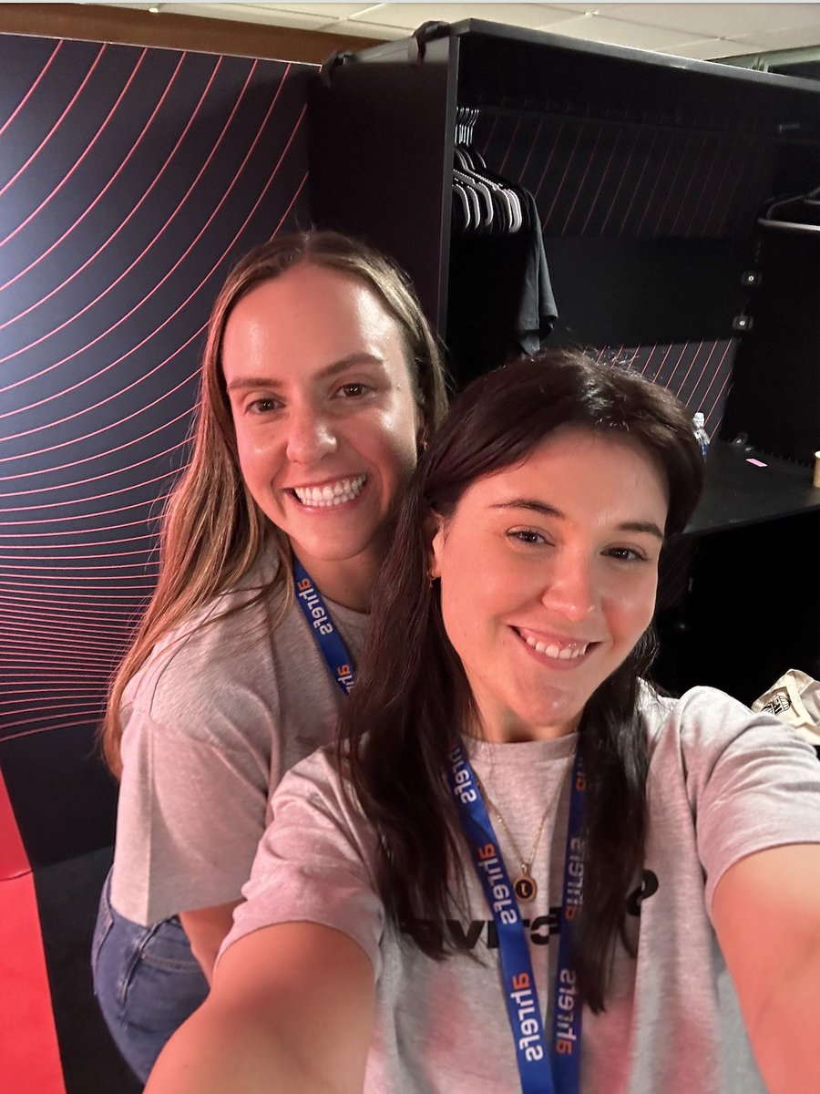 connective3 tweet media