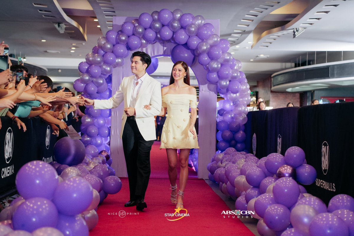The tandem that will bring kilig to the world, #KimPau walks on the red carpet of My Love Will Make You Disappear’s World Premiere 💓

My Love Will Make You Disappear’s World Premiere here at SM Megamall, Cinema 3! 

At simula bukas, you’ll feel that kilig with ‘My Love Will Make
