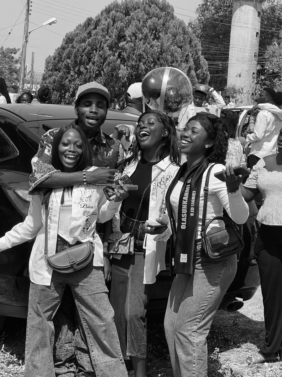 itzscott070's tweet image. Long story short i survived ❤️