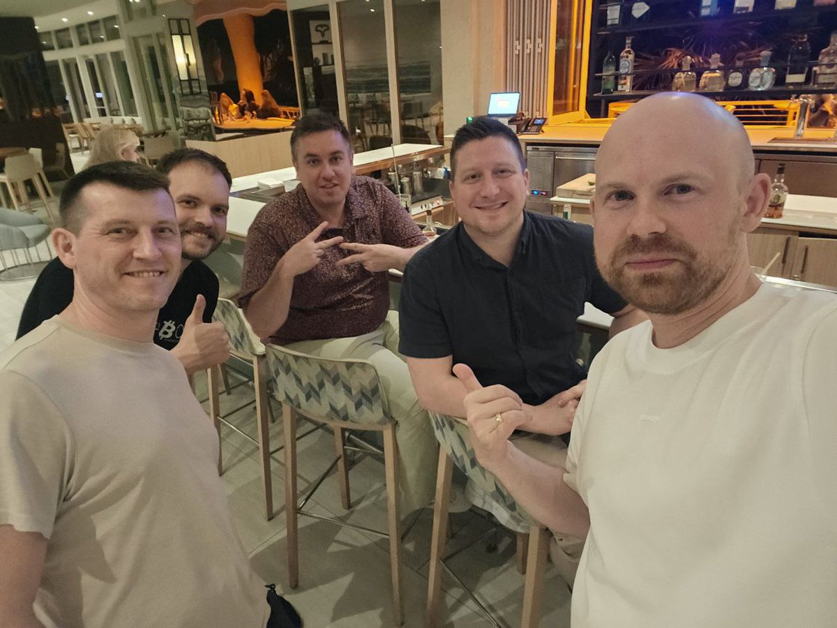 Day 0 of Mining Disrupt counted.

Great catching up with the <a href="/BitGo/">BitGo</a> team, <a href="/BLUE_chinese/">Christopher Crowell</a> from <a href="/canaanio/">Canaan Inc.</a>, and <a href="/KevinH_NH/">Kevin</a> from <a href="/NiceHashMining/">NiceHash</a>. Day 1, here we come!