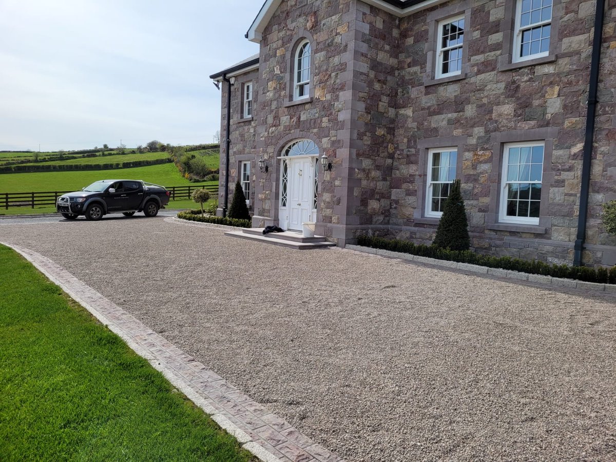 Create a stable &amp; maintenance free gravel surface to enjoy for years with our Eurogravel Gravel Stabilising grids. There's no better time to invest in your driveway, with a New Gravel &amp; EuroGravel PLUS Gravel Grids 
☎️028 8774 0362
 irwin-aggregates.com
#driveway#grids #gravel