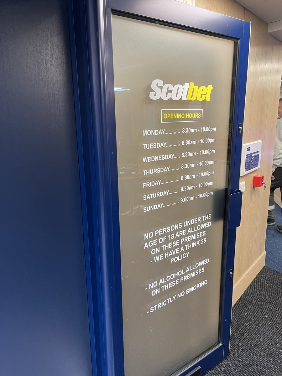 FHMcD Signs Ltd. (@edinburghsigns) on Twitter photo 