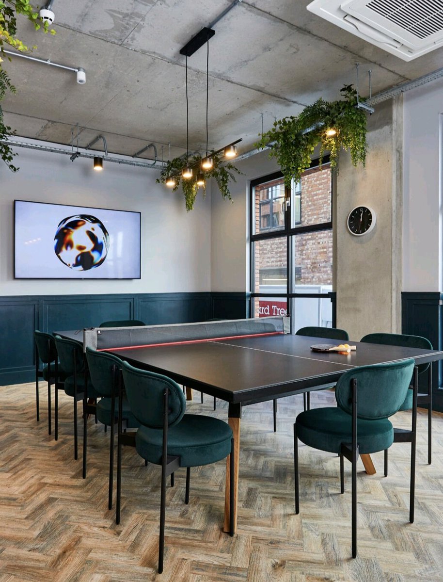 LevelWorkspace's tweet photo. Searching for workspaces on behalf of clients 👏

It’s a great time for businesses considering their next office space as there is plenty of opportunity out there with multiple buildings offering great levels of amenity 🏢

Looking for your next office? 

Get in touch 🕵️‍♂️ https://t.co/koDCAcDTZl