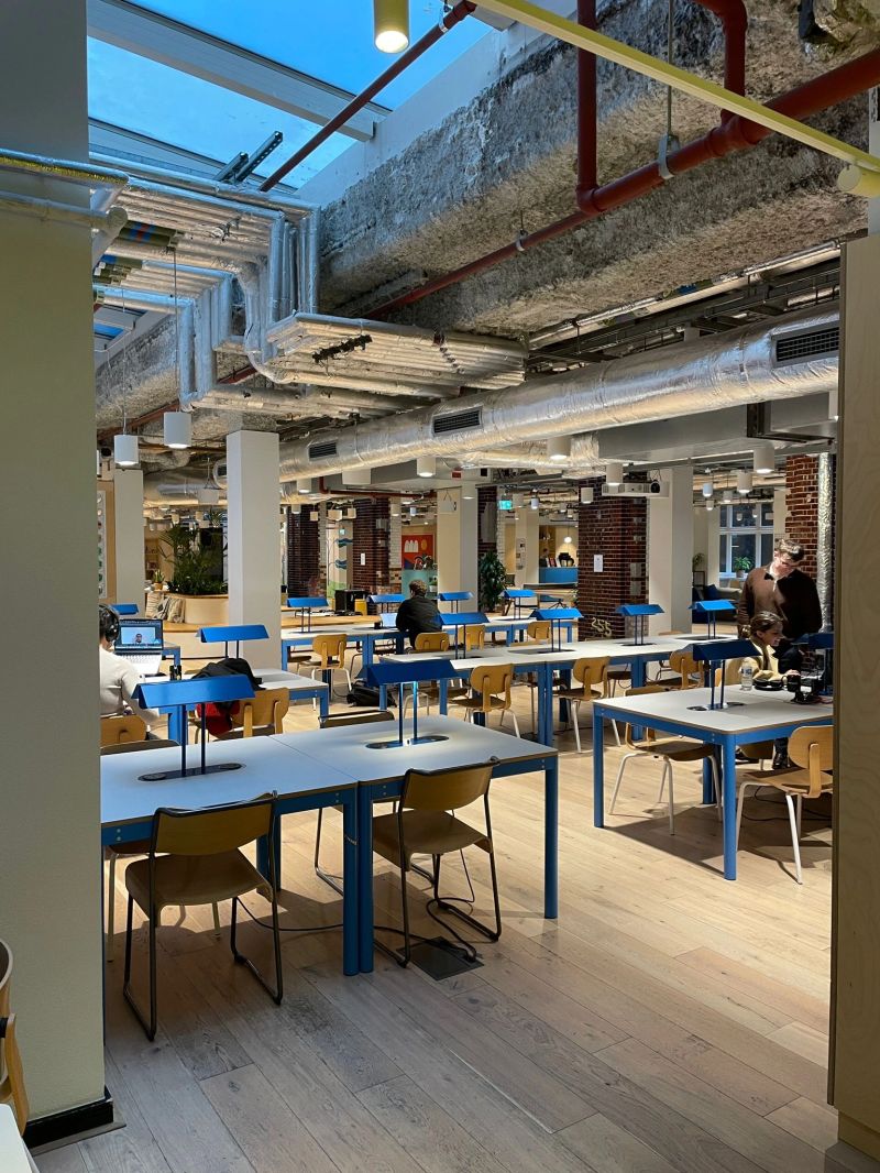 Searching for workspaces on behalf of clients 👏

It’s a great time for businesses considering their next office space as there is plenty of opportunity out there with multiple buildings offering great levels of amenity 🏢

Looking for your next office? 

Get in touch 🕵️‍♂️
