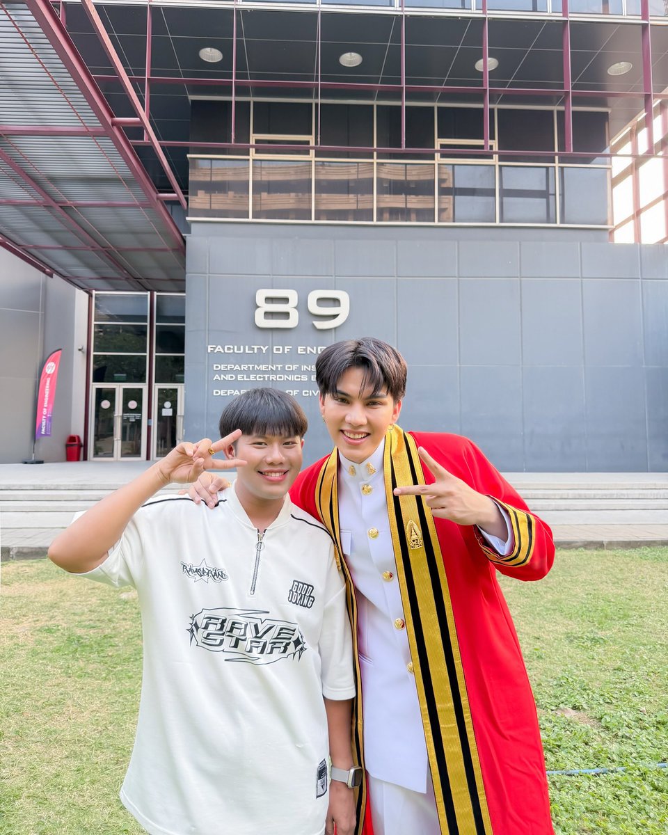 FORTPEAT_INTL's tweet photo. 📥 25.03.25 | toey.boonyarit IG Update
🖇 https://t.co/XLg7KVtVjN
#FortPeatUpdate
@fort_fts #FortFTS
#ComeFortZon #BabyFeat
#AboutefFORTGraduated https://t.co/kYI6saLqfr