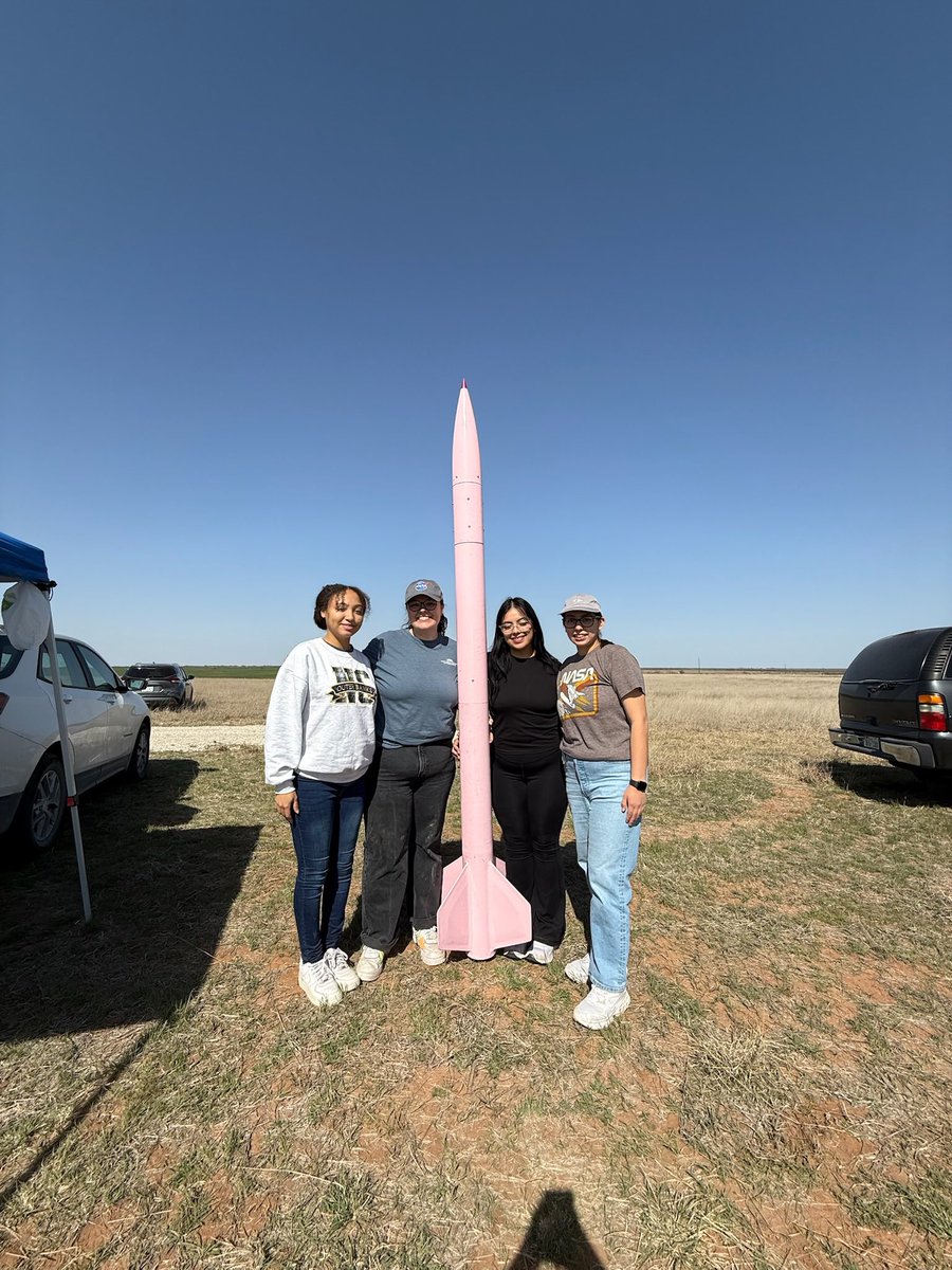 Daniel I Pineda tweet media