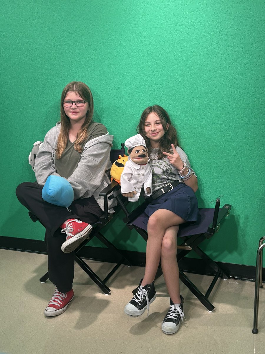 Q4 News Crew!! 🎬 <a href="/PLEgators/">Palmetto Elementary</a>