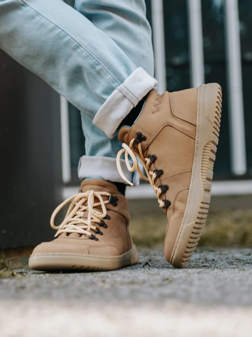 FcukFibro's tweet image. Discover Belénka—barefoot shoes that encourage natural foot flexibility and support overall mobility. 

Shop now: shorturl.at/ULYie

#BarefootShoes #BetterCirculation #HealthyFeet #WellnessWalks #MoveNaturally #ChronicPainSupport #FcukFibromyalgia #RelievePain #StepLively