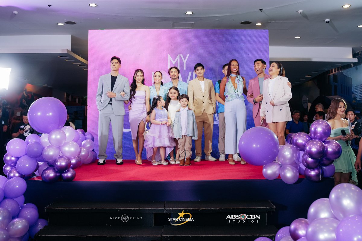 Here’s the cast that will give you the kilig you deserve! 💓

My Love Will Make You Disappear’s World Premiere here at SM Megamall, Cinema 3! 

At simula bukas, you’ll feel that kilig with ‘My Love Will Make You Disappear’ exclusively in cinemas worldwide beginning in the