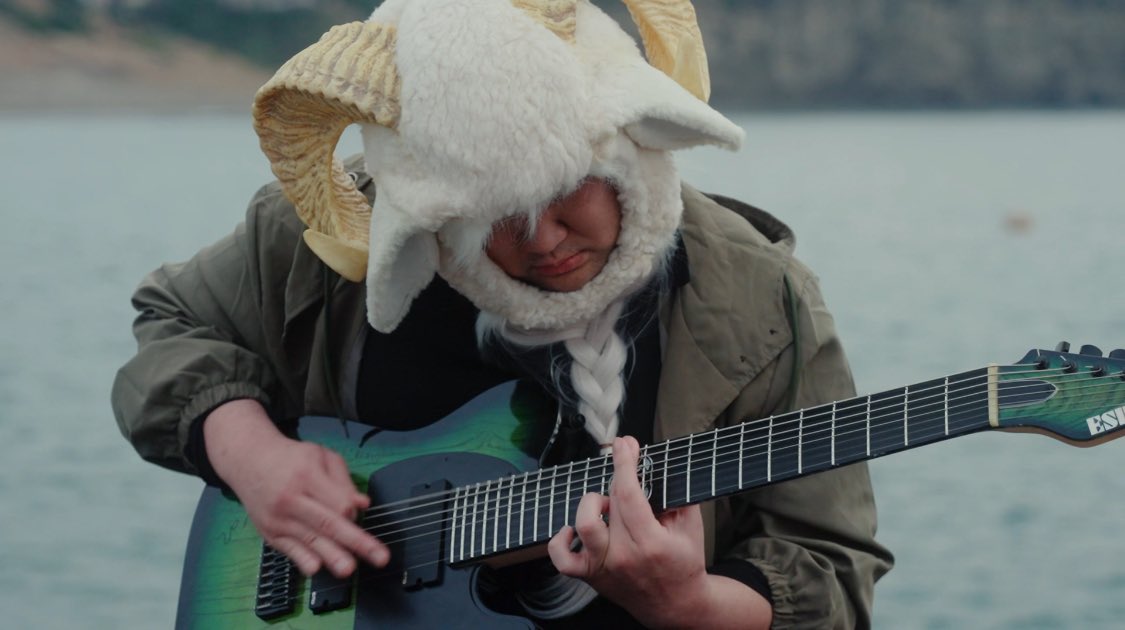 AbnormalTimTom's tweet image. 🚨🚨🚨New information🚨🚨🚨
Abnormal Tim-Tom 
Downside：Darksoul Guitar Playthrough

Abnormal Tim-Tomの
公式Guitar Playthroughが公開されました！

Abnormal Tim-Tom公式YouTubeも
登録よろしくお願いします🤘

📷by @YPK_works 

youtu.be/OWRjkJw4pF0?si…