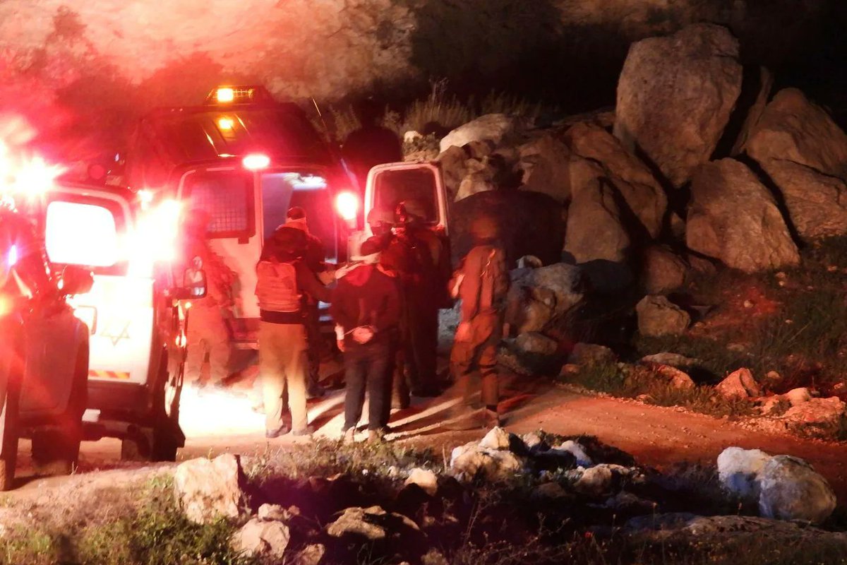 The whereabouts of Oscar-winning filmmaker Hamdan Ballal remains unknown after he was attacked by Israeli settlers in the occupied West Bank village of Susiya and taken away by Israeli forces.

🔴 LIVE updates: aje.io/1vyl9s