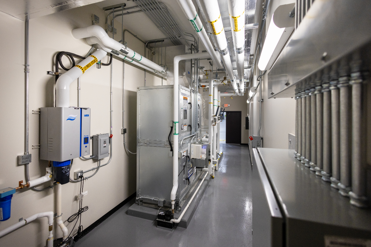 This unassuming structure in an aircraft hangar houses a cutting-edge quantum computing lab at Innovare Advancement Center. Designed to unite government, industry, and academia, it advances technologies critical to national security. Proud of C&amp;S's role in its success!