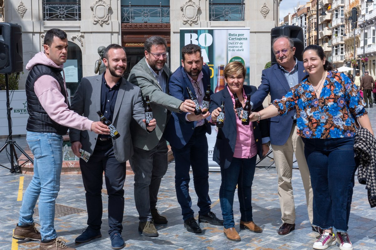 HOSTECAR's tweet photo. 🍻 @estrellalevante presenta #Boca2 en Cartagena del 27 de marzo al 6 de abril. 

Hostecar acompaña este aniversario 🎉. 

Disfruta de tapas gourmet con 'Reserva 60 Aniversario' y participa en el sorteo de Gastronosfera. 

¡No te lo pierdas! #RutaDeLaTapa https://t.co/Zipbjskrm7