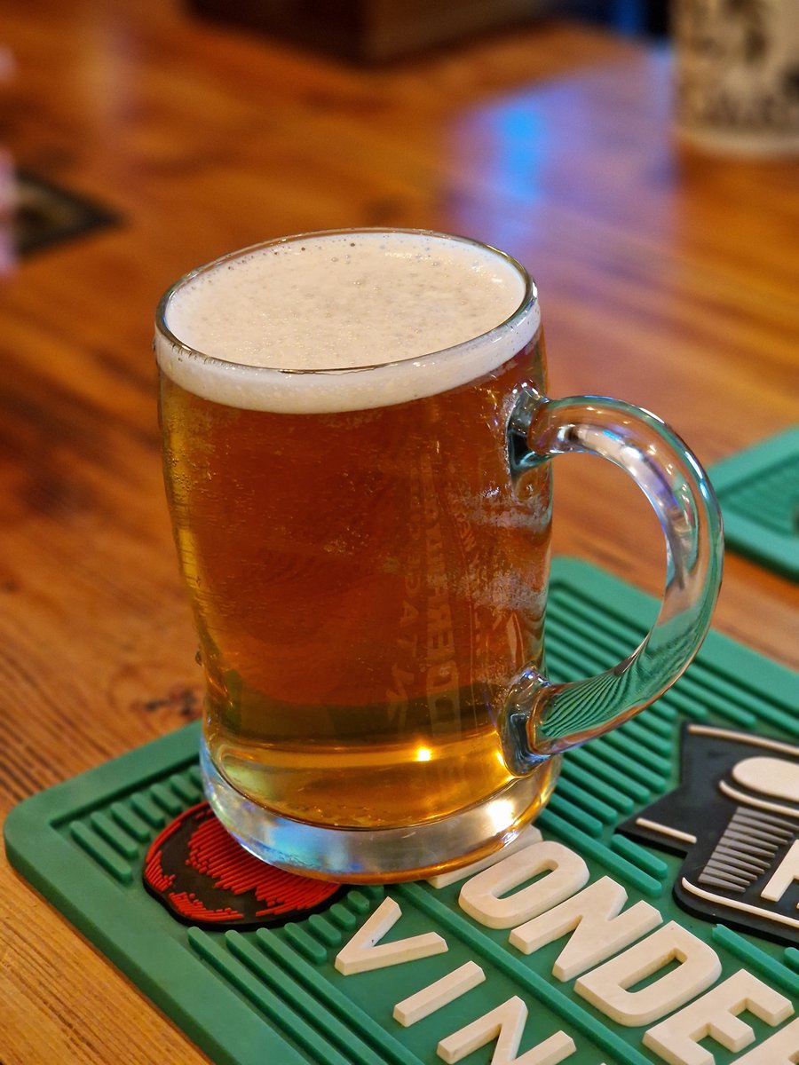 Another short break from socials, and I'm back. This was a pint of Pacific Pale Ale from Brentwood Brewing Co at The Doghouse in Coleford. A nice crisp, refreshing pale on cask