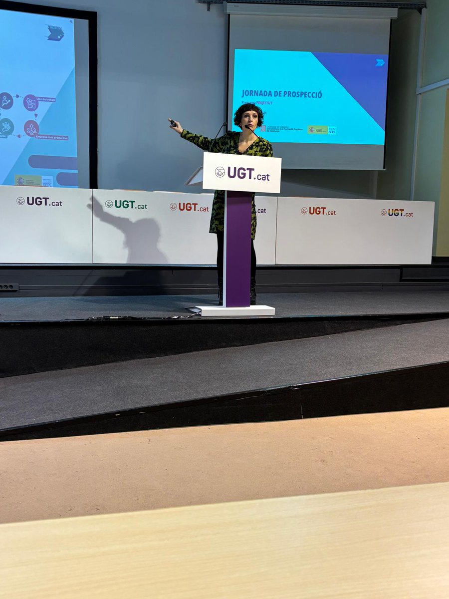 fpo_continua's tweet photo. Sessió informativa amb les persones que fan prospecció en el marc del "Projecta't" 🚀el nostre servei d'orientació professional

📝Hem compartit recursos per a la recollida d'informació sobre competències i ocupacions en els diferents sectors productius

ℹ️https://t.co/1Aaevp1P7L https://t.co/HwJCSuHmm2