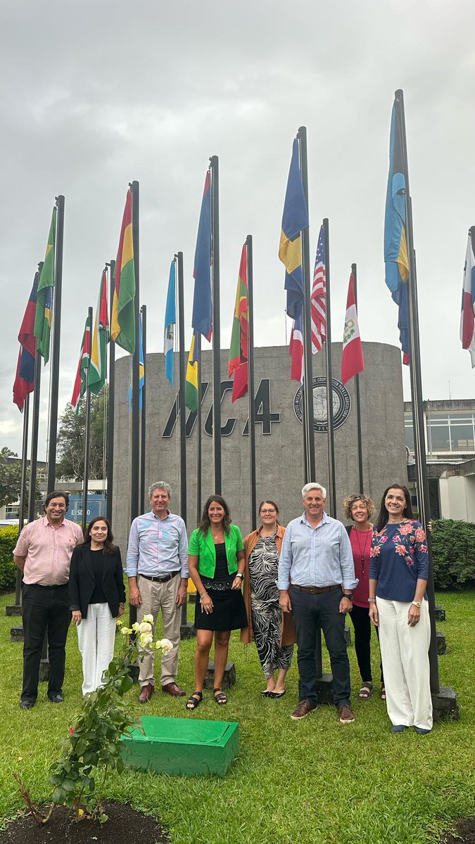 Nuestra encargada de Cooperación Internacional , Dra. María Teresa Pino, ya está en San José Costa Rica, para participar de la reunión de la Comisión Directiva de <a href="/procisur/">Procisur</a> , que reúne a los directores/as de <a href="/intaargentina/">INTA</a> <a href="/IPTA_Paraguay/">IPTA</a> <a href="/INIA_UY/">INIA URUGUAY</a> <a href="/embrapa/">Embrapa</a> <a href="/IICAnoticias/">IICA</a> #INIAChile