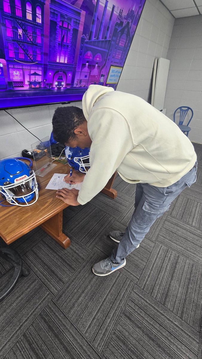 Alex Flowers_9 (@alexflowers09) on Twitter photo I'm very proud to announce that I have committed to Peru State College to continue my education and football journey. Thank you to coach <a href="/CoachO_PSC/">Coach O</a>, <a href="/CoachHalvorsen/">Wade Halvorsen</a>, and <a href="/_CoachWilk/">Sean Wilkerson</a> for an amazing visit! Can't wait to get to work! <a href="/PSCFootball/">Peru State Football</a> I'm very proud to announce that I have committed to Peru State College to continue my education and football journey. Thank you to coach <a href="/CoachO_PSC/">Coach O</a>, <a href="/CoachHalvorsen/">Wade Halvorsen</a>, and <a href="/_CoachWilk/">Sean Wilkerson</a> for an amazing visit! Can't wait to get to work! <a href="/PSCFootball/">Peru State Football</a>