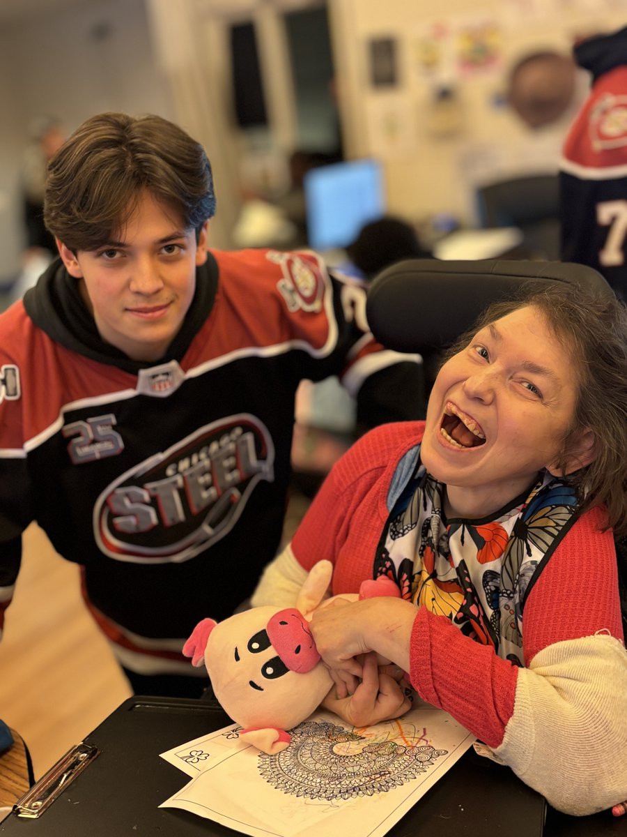 Kolin Sisson, Aidan Dyer &amp; Tobias Ohman spent time with residents at <a href="/MarklundCharity/">Marklund</a> Hyde Center in Geneva while dropping off teddy bears from the 10th Annual Teddy Bear Toss &amp; dropped off more bears at the Geneva Police Department Monday afternoon! 🧸

#FeelSteel #community